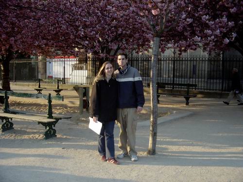 Sara and Kyle outside Notre Dame